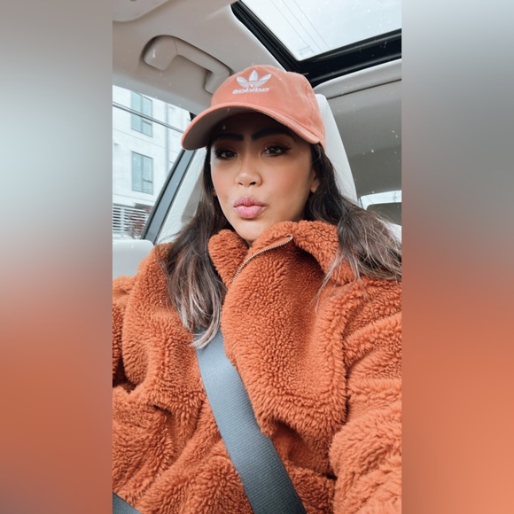 Hey! I’m Kacie. - Picture 2 of 3